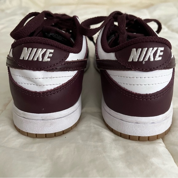 Nike Dunk Low Sneakers - Picture 5 of 9